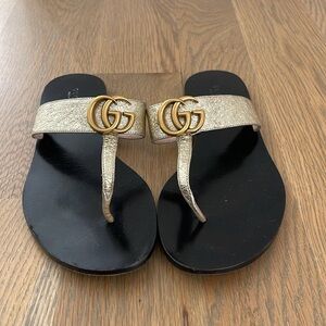 Gucci Marmont Gold Leather Thong Sandal With Double G